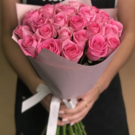 Розовые розы 60 см (выбери число)